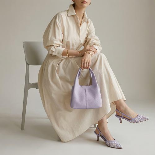 طقم كاجوال باللون البنفسجي