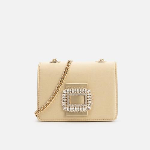 شنطة سهرة بألوان مختلفة