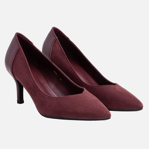 طقم كاجوال باللون العودي