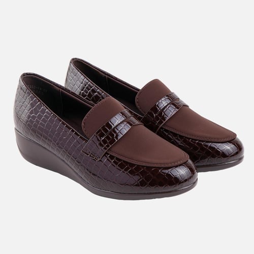 حذاء فلات بألوان مختلفة