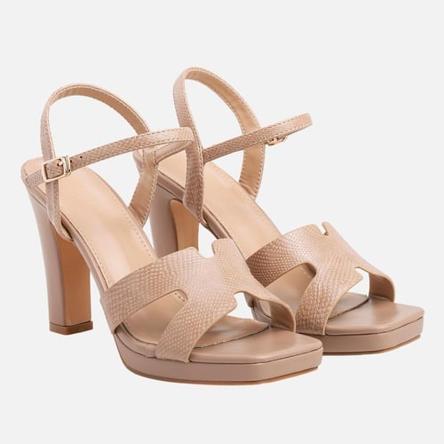 كعب كاجوال بألوان مختلفة