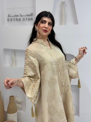 جلابيه انيقه بتطريز كامل