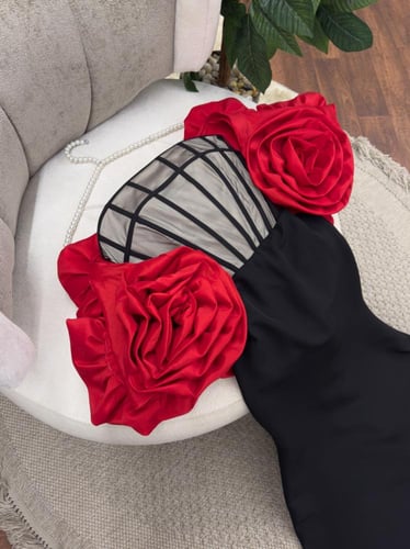 فستان تفته طويل بفينكه لون احمر