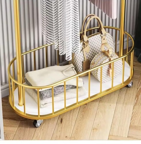 علاقة ملابس معدني فاخر بعجلات - منظم ملابس بتصميم...