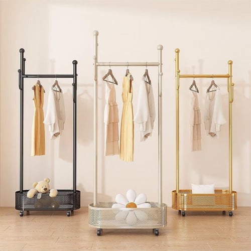 علاقة ملابس عملية مع مساحة تخزين إضافية وتصميم