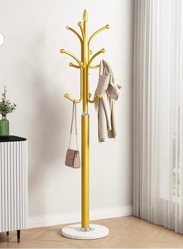 علاقة ملابس ذهبية بتصميم فخم وقاعدة رخامية طول 175...