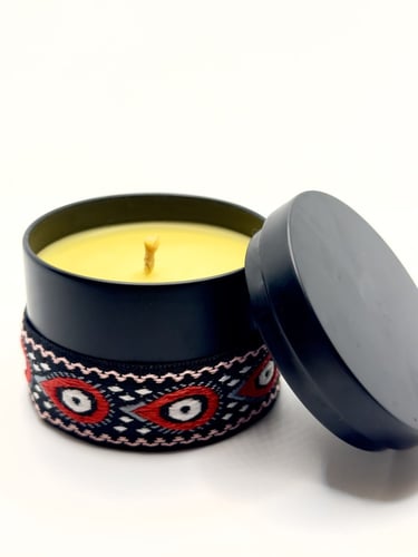 السمو ..(شمعه عسل الباحه الطبيعي بتصميم مستوحى من...