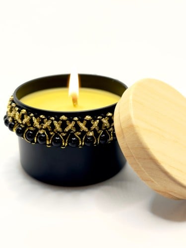 اللؤلؤة السوداء ..(شمعه عسل الباحه الطبيعي بتصميم...