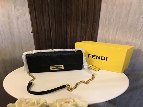 حقيبه فندي ماستر