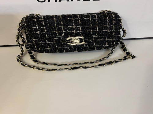 حقيبة شانيل بناتي اسود