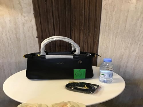 حقيبة برادا