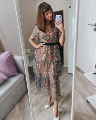 فستان نسائي