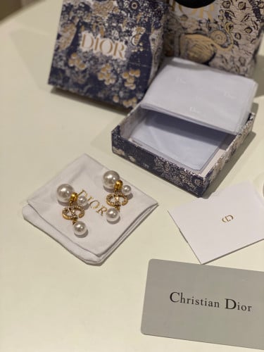 حلق ديور لولو مع كرستال