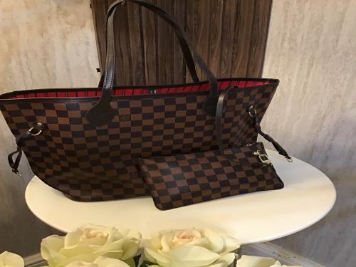 حقيبة لويس فيتون