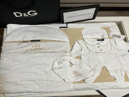 طقم مواليد دوتشي غابانا