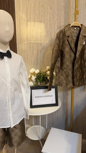 طقم قوتشي ٤ قطع ( جاكيت+ شورت+ قميص + كرفته)