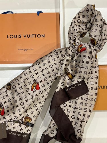 سكارف لويس فيتون بدون ملحقات