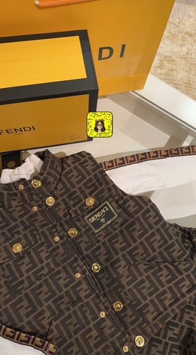 طقم فندي 3 قطع (بنطلون +بلوزه+ سديري )