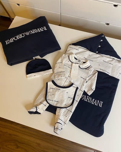 طقم ارماني مواليد