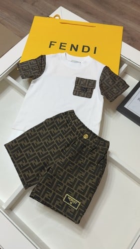 طقم فندي