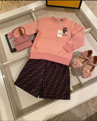 طقم فندي بلوزه +شورت