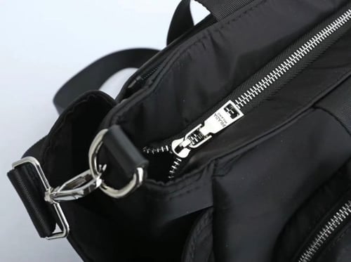 حقيبة برادا مواليد