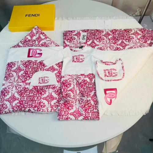 طقم دوتشي غابانا مواليد