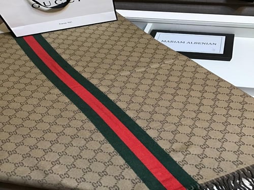 سكارف قوتشي