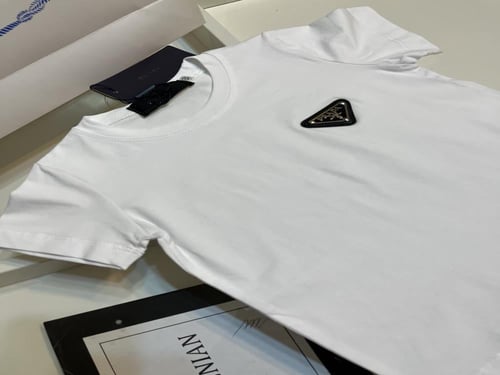 تيشيرت برادا