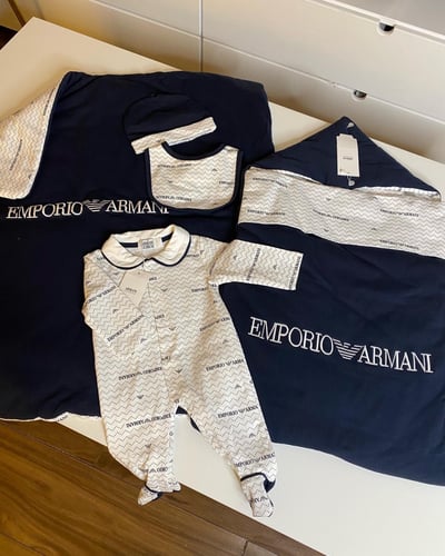 طقم ارماني مواليد