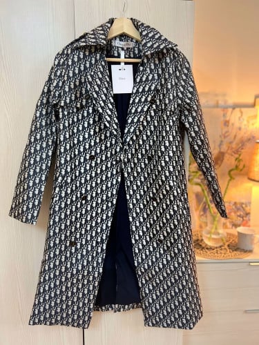 جاكيت ديور نسائي