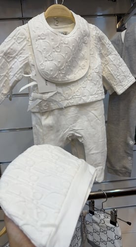 افارول ديور +قبوع +صدريه