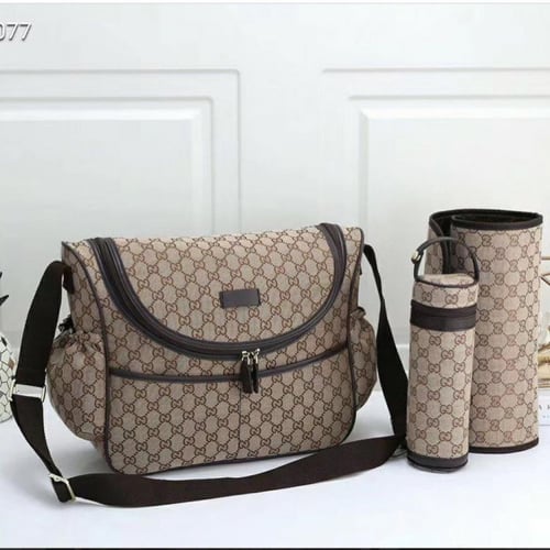 حقيبة مواليد قوتشي