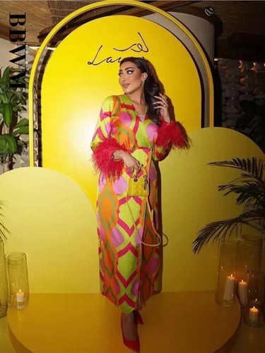 فستان نسائي ملون