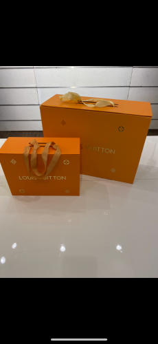 بوكس لويس فيتون وسط ( (21x30سم ارتفاع 10سم )