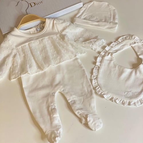 افارول ديور (افارول +قبعه+صدريه) بدون ملحقات