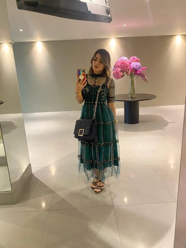 فستان نسائي