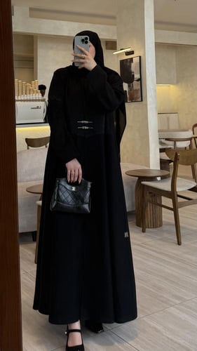 عباية الياقوت