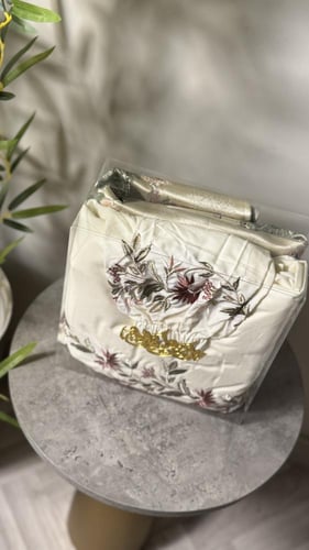 طقم شرشف مورد