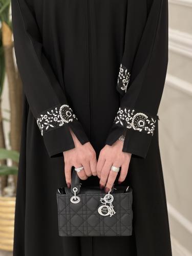 عباية أزهار