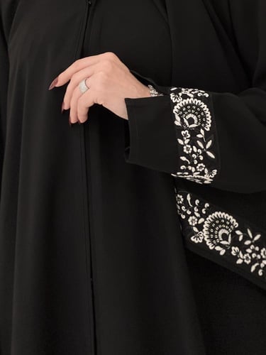 عباية أزهار