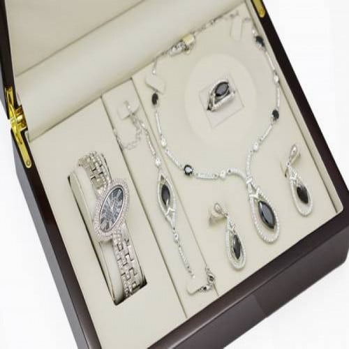 طقم نسائي من الماركة العالمية داينستي X5FRZ2-20- 1