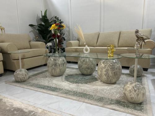 طقم طاولات رخام صناعي