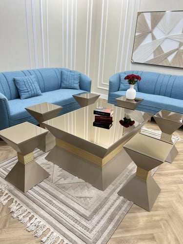 طقم طاولات ضيافة