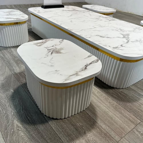 طقم طاولة ارضي مع 4 حبات خدمة