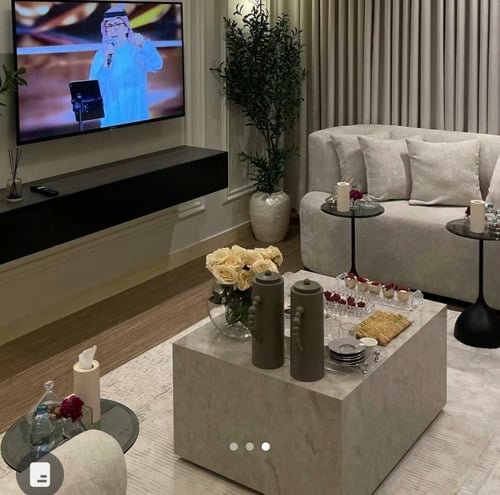 طقم طاولات ضيافة