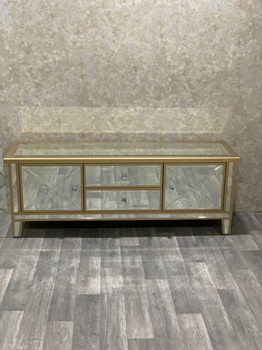 طاولة بلازما لون ذهبي