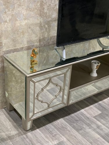 طاولة بلازما لون مكس