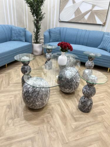 طقم طاولات ضيافة