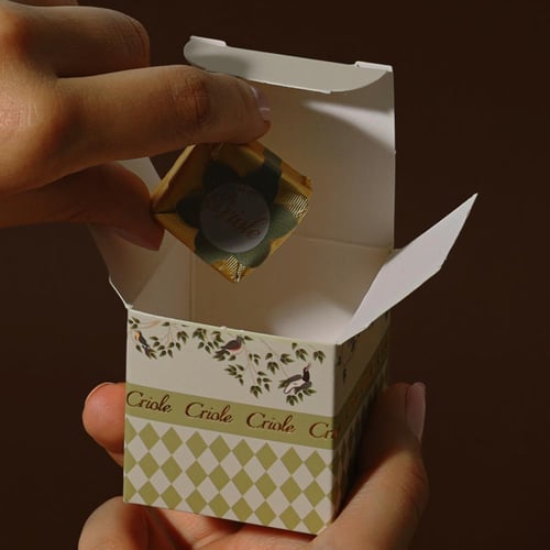 توزيعات عيد كريول